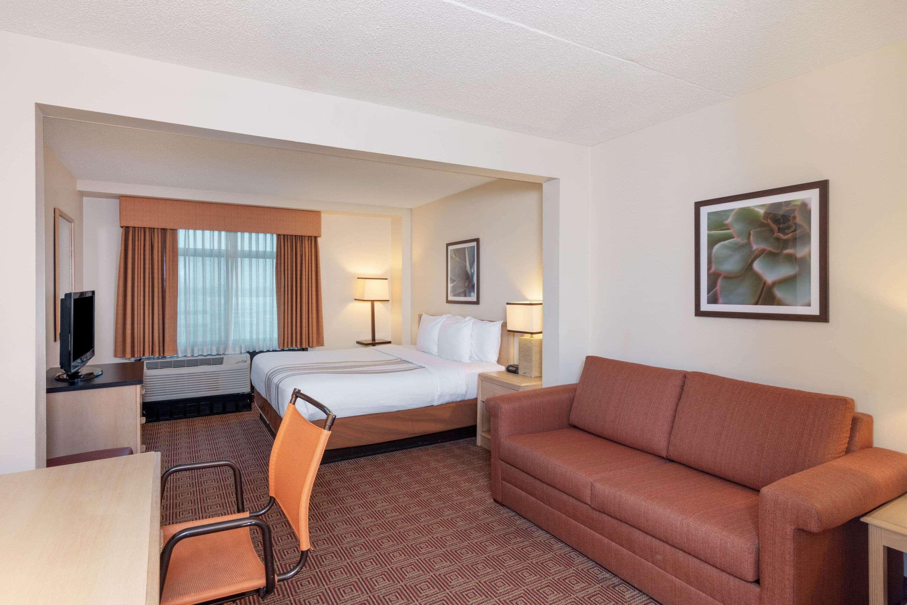 La Quinta By Wyndham Garden City Eksteriør billede