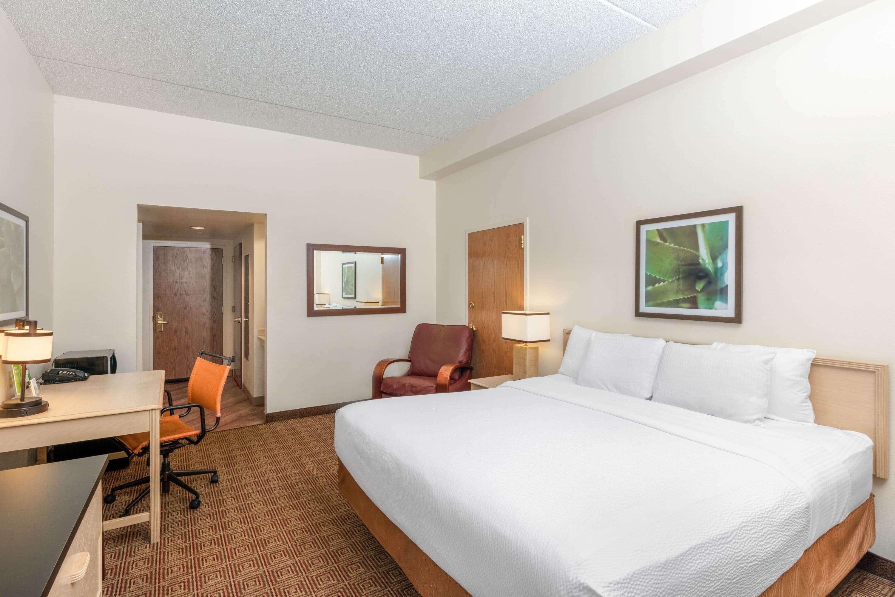 La Quinta By Wyndham Garden City Eksteriør billede